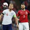Harry kane průnikovou přihrávkou vysunul po pravém křídle jadona sancha, jenž přesným pasem připravil raheemu sterlingovi zakončení. 1
