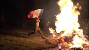 Ce dimanche, après une ultime nuit au pic, le feu sacré doit redescendre pour être partagé des centaines de fois, grâce à des relais savamment organisés sur. La Fete De La Saint Jean En Alsace Lorraine Mon Grand Est