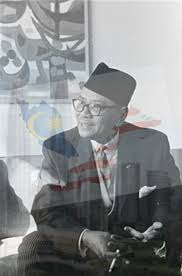 Tunku abdul rahman when in charge during the formation of malaysia in 1963, after singapore, sarawak, and sabah had joined the federation. Sma Channel Tunku Abdul Rahman In Memory