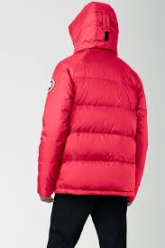 Embrace the best of winter in men's outerwear made for the most extreme weather conditions. Men S Approach Jacket Canada Goose