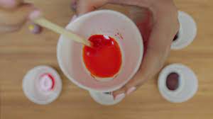 Food coloring kelimesi i̇ngilizce'de ne demek, ne anlama gelir, türkçe anlamı nedir ve food coloring i̇ngilizce okunuşu yazımızda. How To Make Different Colors With Food Coloring 8 Steps