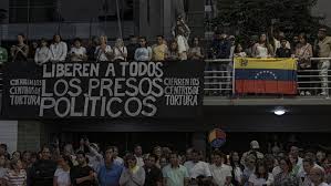 Venezuela: Liberan a 13 presos políticos tras elecciones de 2024 - Imagen principal del artículo