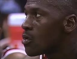 🏈On October 5, 2000 for the first time in NFL history, a game starts with  back-to-back touchdown returns