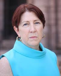 Nancy Cross's Instagram, Twitter & Facebook