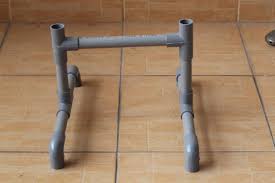 Video cara ubahsuai kaki dengan menggunakan paip pvc bersaiz 25mm.moga bermanfaat.jangan lupa subscribe. Buat Rak Simpan Penyangkut Baju Dengan Modal Rm 20 Impiana
