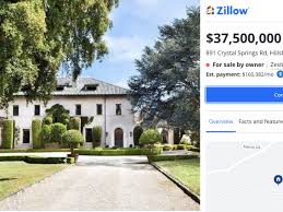 The spacex ceo does own a larger house in the bay area but the tiny house he rents is where he normally lives, he said in a post on twitter. Elon Musk S 47 Acre Bay Area Estate Asks 37 5 Million