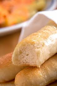 Olive Garden Breadsticks Copycat Recipe Recipe Olive Garden Breadsticks Recipes Copycat Recipes