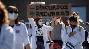 El derecho a la salud se refiere a que la persona tiene como condición innata, el derecho a gozar de un medio ambiente adecuado para la preservación es por ello que la propuesta plantea un modelo de atención basado en el sistema público de salud. Amnistia Internacional Denuncia Que Espana Ha Vulnerado El Derecho A La Salud