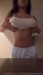 Kaleismyworld Asian Horny Slut With Huge Tits Revealing Her Awesome Big  Booty Cheeks Onlyfans Video