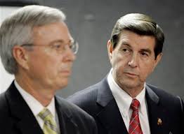 Riley wants legislators banned from some jobs