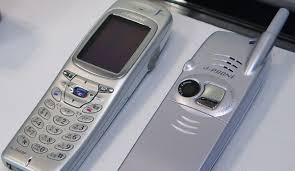 Perkembangan handphone kini sudah semakin. Sejarah Dan Perkembangan Handphone Dari Masa Ke Masa Seruan Id