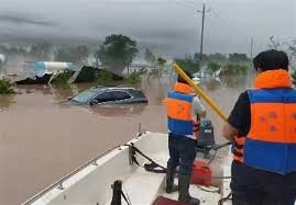 The floods that have devastated swathes of central china this summer remind us — not that there is often time to forget — that flood control has been a the most visible cause of the floods — in 1931 and in 2020 — was rain. Flood Control Emergency Initiated In Sw China After Heavy Torrential Rain Video World News Tasnim News Agency