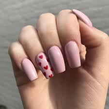 nette rosa und rote herzen nagel valentine nails pink heart nails vday nails
