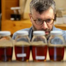 Maine boy without hands honored for penmanship