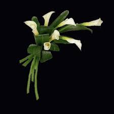 We've rounded up 15 calla lily wedding bouquets that will definitely make you choose calla lily as your new favorite flower. Calla Lily Bridal Bouquets Free Flower Tutorials Supply Links