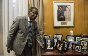 Información, novedades y última hora sobre mangosuthu buthelezi. His Excellency Bows Out Of The House The Mail Guardian