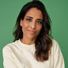 Sally Mosley's Instagram, Twitter & Facebook