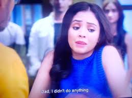 Pihu's annoying please 😒🙁 Dad, Dad,Ididn"tdoanything. I didn't do  anything. And they brought me here. here. -Okay. Here is your good  Hereisyourgooddaughter. daughter. What kind of parents are you? St S You