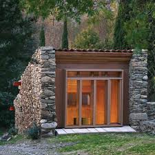 blee cabin renovated ruin sauna exterieur vivre dans une tiny house maison de campagne francaise