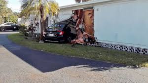 Distance between bradenton and tampa international airport is approx. Photos Car Crashes Into Bradenton Home