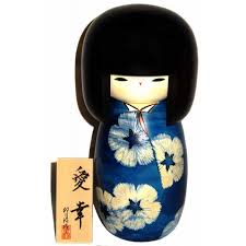 Brocca/vaso pesce grigio chiarokokeshi kokeshi7 maggio 20217 maggio 2021. Kokeshi Doll Aiko Love And Happiness Japanese Dolls