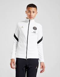 Made to meet professional standards, these authentic jerseys are virtually indistinguishable from game worn apparel. Jordan Paris Saint Germain Stike Tracksuit Junior Weiss Jd Sports