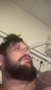 Hot topic that day was… clean shaven 🪒 or bald as beaver 🦫 so many l...