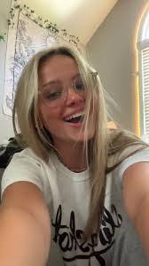 Lily Hooper's Instagram, Twitter & Facebook