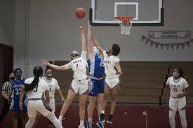 Hodgson host Middletown in first round matchup