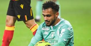 12 pour le fc lorient et 12 pour l' angers sco. Angers Stephane Moulin Donne Des Nouvelles De La Blessure De Sofiane Boufal Glbnews Com