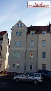 Die wohnung befindet sich im 1.obergeschoß die wohnung wird unrenoviert gotha ist die fünftgrößte stadt des freistaats, am fuße des thüringer waldes, nur 25 km westlich der landeshauptstadt erfurt, und zudem gut. 2 Zimmer Wohnung Zu Vermieten Weimarer Strasse 52 99867 Gotha Gotha Kreis Mapio Net