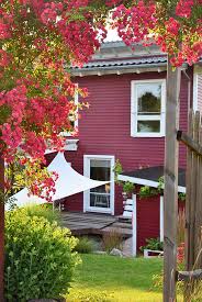 Es gibt landhausmode, landhausmöbel und auch der landhausgarten ist ein ganz großes thema. Schwedenhausliebe Annundjans Webseite