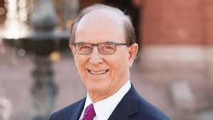 Former Judge Nelson Wolff and wife will be commemorated with tribute statue