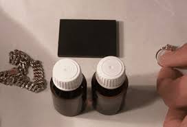 Daca i se duce culoarea, nu e aur. Cum Se TesteazÄ Aurul AcasÄ AbordÄri ÈtiinÈifice Èi Populare