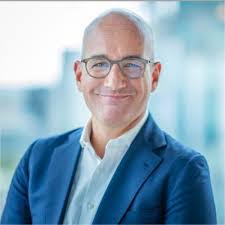 Andrada Morar's Instagram, Twitter & Facebook