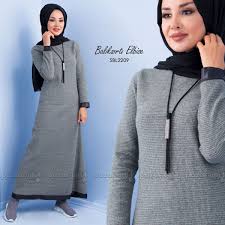 Pazarium Com Tr Adli Kullanicinin Tesettur Elbise Modelleri Panosundaki Pin Moda Stilleri Moda Elbise Modelleri
