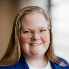 Dolly Murphy's Instagram, Twitter & Facebook