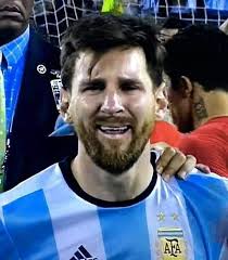 Cristiano Ronaldo est le seul joueur de l'histoire à avoir été nommé pour  le Ballon d'Or pendant 16 ans d'affilée ! 💥⚡