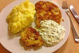 Über den blumenkohl gießen und mit dem käse bestreuen. Blumenkohl Schnitzel Von Schattenherz Chefkoch Rezept Rezepte Mit Blumenkohl Blumenkohlschnitzel Chefkoch Blumenkohl