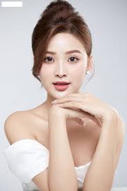 Nhan sắc ngọt ngào, trong veo của Á khôi Áo dài Việt Nam