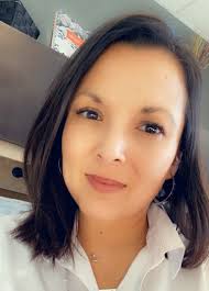 Anne Headrick's Instagram, Twitter & Facebook