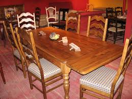 Idées vintages pour l'intérieur de votre cuisine avec touche rustique. Dining Room Furniture Meubles Des Patriotes