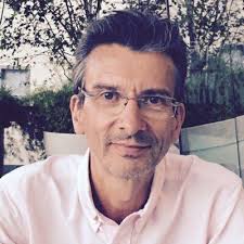 What Philosophy Can Teach You About Being a Better Leader: Reynolds, Alison,  Goddard, Jules, Houlder, Dominic, Lewis, David Giles: 9780749493165:  Amazon.com: Books