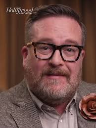 #michaelcyril who plays howard in #onlymurdersinthebuilding tells thr he  doesn't know who the murderer is when filming the show