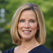 It's with great joy and happiness to announce I married the love of my life  last week in Edinburgh, Scotland!