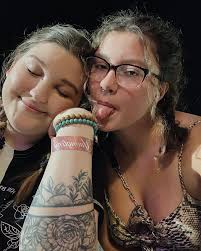 bella snyder (@izzzibellla) • Instagram फोटोहरू र भिडियोहरू