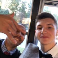 Andrew Hopperton (@AndrewHopperton)