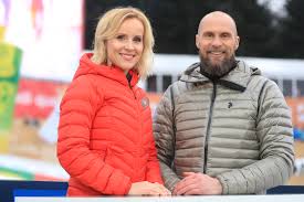 „da oliver welke bei der wm 2022 im november und dezember als moderator der 'heute show' im zdf im einsatz sein wird, war es die gemeinsame entscheidung, den wechsel jetzt schon zur. Zdf Berichtet Live Von Der Alpinen Ski Wm In Cortina D Ampezzo Presseportal