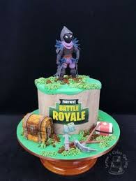 Fortnite Battle Royale The Brief For This Little Cake Was To Have The Raven Character On Top With Gr Kids Birthday Party Food Boy Birthday Cake Cakes For Boys