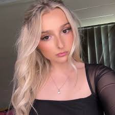 Hello! I'm looking for a room with private bathroom in a hopefully only  girls apartment. I'm a 27 yo hair and makeup artist with a very calm  lifestyle.